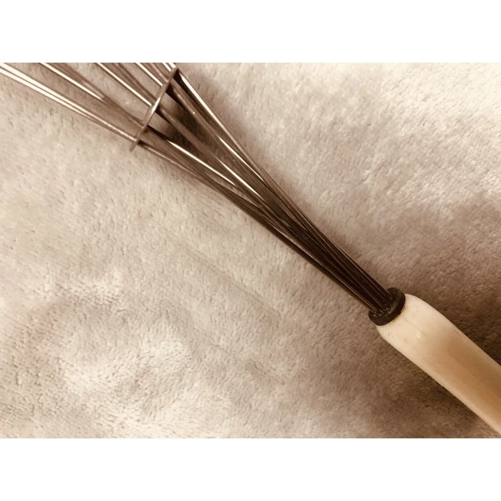 Vintage Bonny‎ Stainless Steel Whisk White Plastic Handle Made In Italy